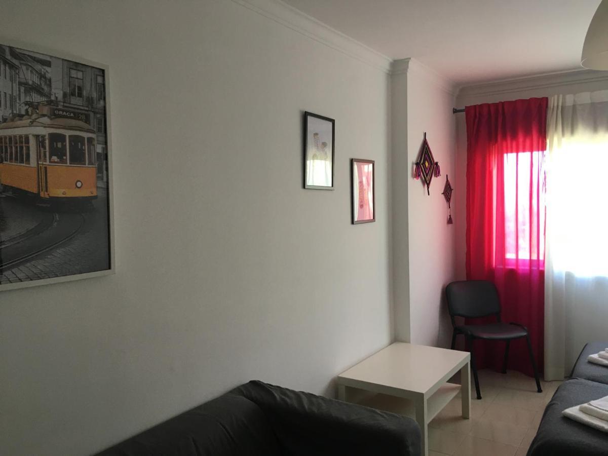 Apartamento Lisboa - Reboleira อามาโดรา ภายนอก รูปภาพ